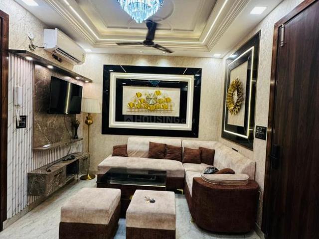 3 BHK Independent Builder Floor in Dwarka Mor for rent New Delhi. The reference number is 20562104
