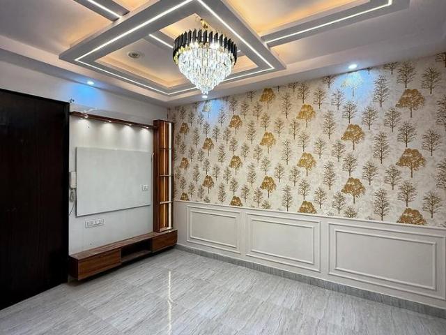 3 BHK Apartment in Dwarka Mor for rent New Delhi. The reference number is 20594387