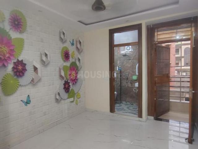 3 BHK Independent Builder Floor in Dwarka Mor for rent New Delhi. The reference number is 20590308