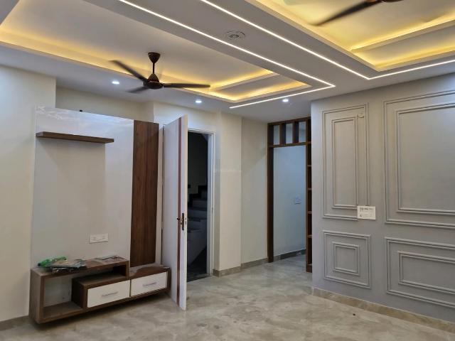 3 BHK Independent Builder Floor in Dwarka Mor for resale New Delhi. The reference number is 15408626