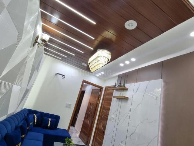 3 BHK Independent Builder Floor in Dwarka Mor for resale South West Delhi. The reference number is 17179859
