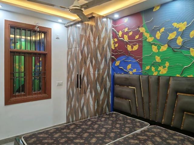 2 BHK Apartment in Dwarka Mor for resale New Delhi. The reference number is 19843714