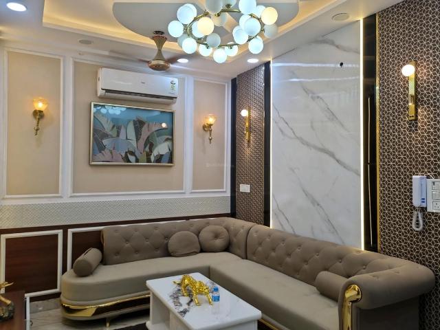 3 BHK Apartment in Dwarka Mor for resale New Delhi. The reference number is 20407191