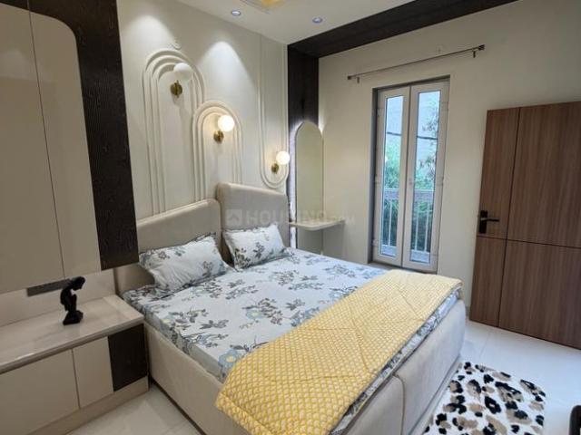 3 BHK Independent Builder Floor in Dwarka Mor for resale New Delhi. The reference number is 20479005