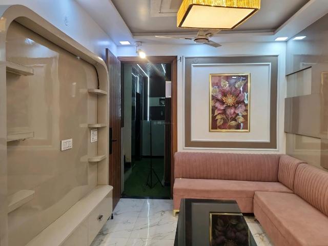 3 BHK Apartment in Dwarka Mor for resale New Delhi. The reference number is 20496959
