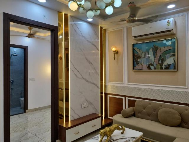 3 BHK Apartment in Dwarka Mor for resale New Delhi. The reference number is 20559675