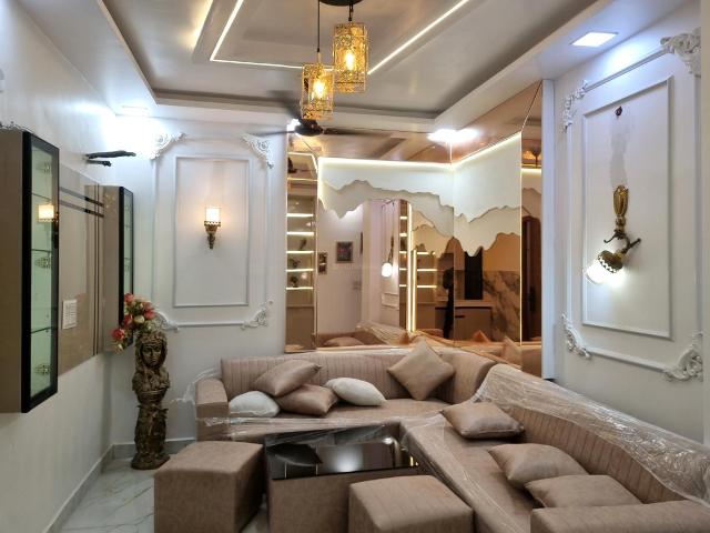 3 BHK Apartment in Dwarka Mor for resale New Delhi. The reference number is 20559988