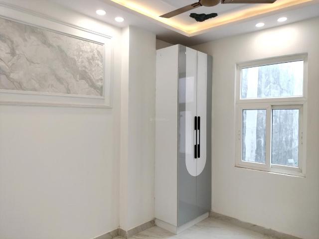 3 BHK Independent Builder Floor in Dwarka Mor for resale New Delhi. The reference number is 20694653