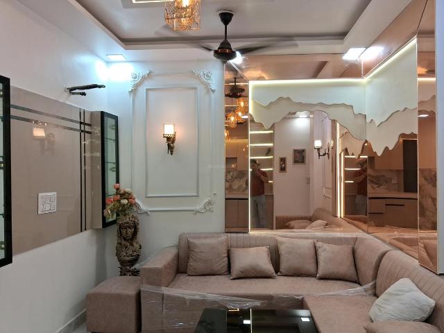 3 BHK Independent Builder Floor in Dwarka Mor for resale New Delhi. The reference number is 20744420