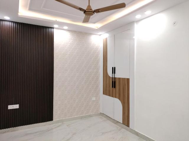 3 BHK Independent Builder Floor in Dwarka Mor for resale New Delhi. The reference number is 20021010