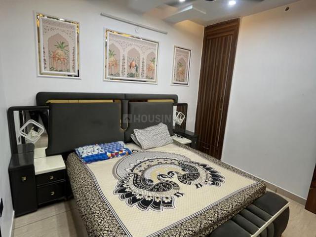 3 BHK Independent Builder Floor in Dwarka Mor for resale New Delhi. The reference number is 20087422