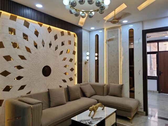 3 BHK Apartment in Dwarka Mor for resale New Delhi. The reference number is 20275237