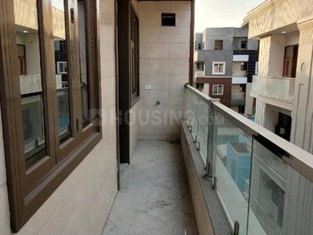 3 BHK Apartment in Dwarka Mor for resale New Delhi. The reference number is 20275358