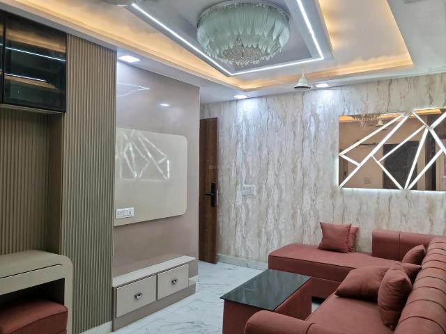 3 BHK Apartment in Dwarka Mor for resale New Delhi. The reference number is 20296065