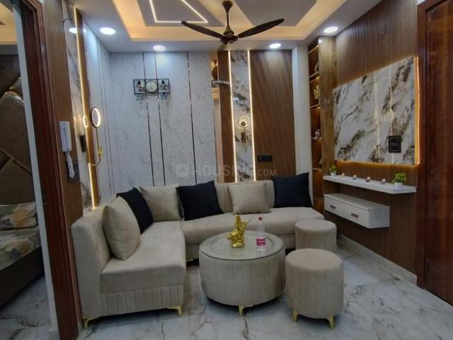 3 BHK Independent Builder Floor in Dwarka Mor for resale South West Delhi. The reference number is 16948865