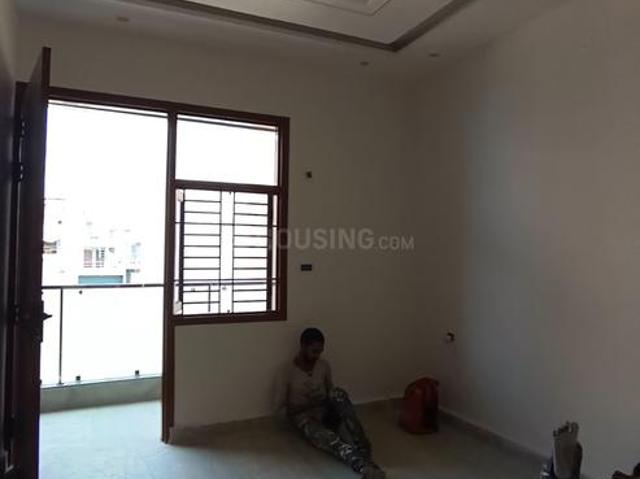 3 BHK Independent Builder Floor in Dashrath Puri for resale New Delhi. The reference number is 20249217