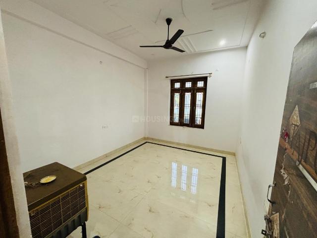 3 BHK Independent Builder Floor in Dayanand Nagar for rent Gorakhpur. The reference number is 18001182