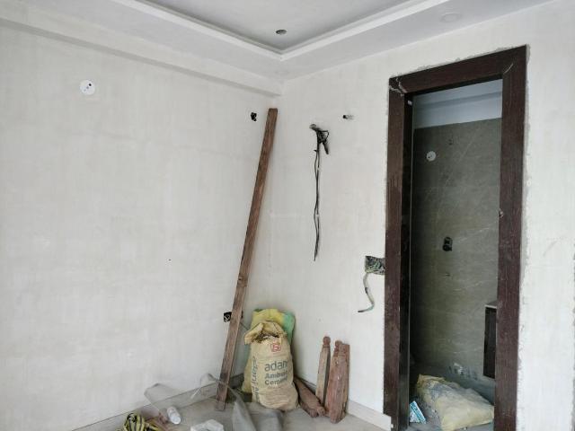 3 BHK Independent Builder Floor in Deenpur for resale New Delhi. The reference number is 18839120