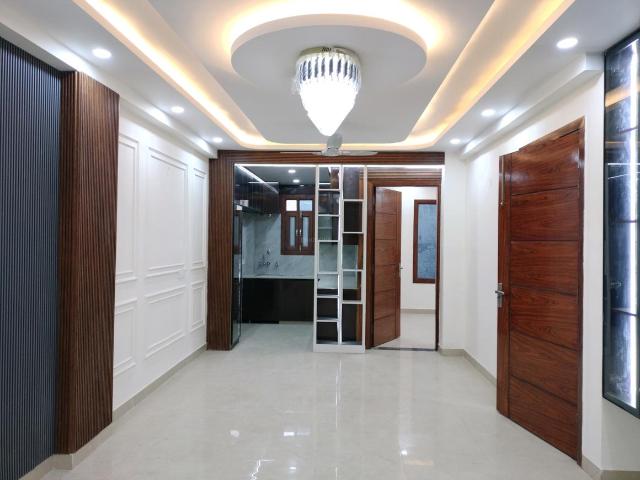 3 BHK Independent Builder Floor in Deenpur for resale New Delhi. The reference number is 19511459