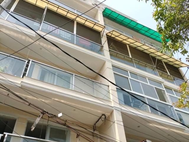 3 BHK Independent Builder Floor in Deenpur for resale New Delhi. The reference number is 19982579