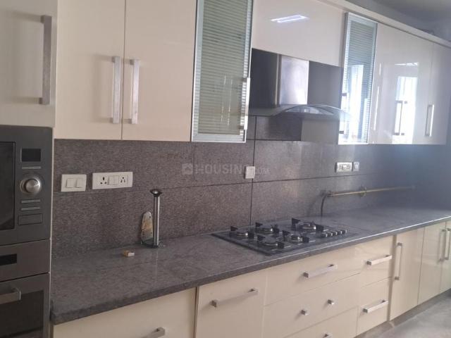 3 BHK Independent Builder Floor in Defence Colony for rent New Delhi. The reference number is 18410865