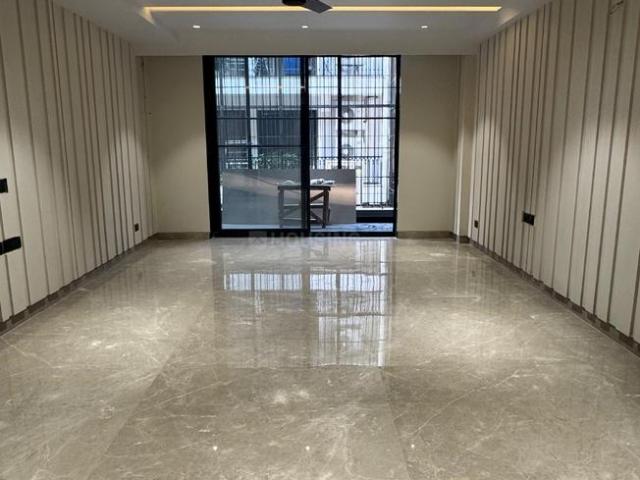 3 BHK Independent Builder Floor in Defence Colony for rent New Delhi. The reference number is 18832351