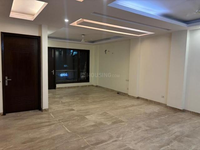 3 BHK Independent Builder Floor in Defence Colony for rent New Delhi. The reference number is 19729844