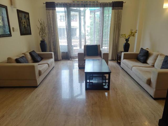 3 BHK Independent Builder Floor in Defence Colony for rent New Delhi. The reference number is 20154184