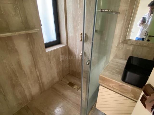 3 BHK Independent Builder Floor in Defence Colony for rent New Delhi. The reference number is 20757058