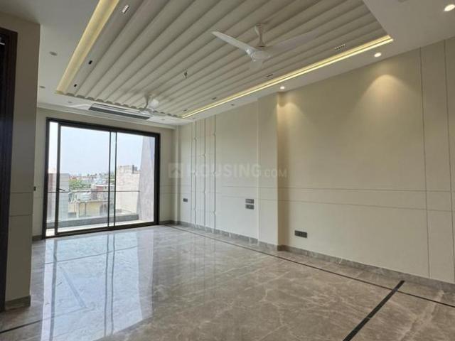 3 BHK Independent Builder Floor in Greater Kailash for resale New Delhi. The reference number is 20491445