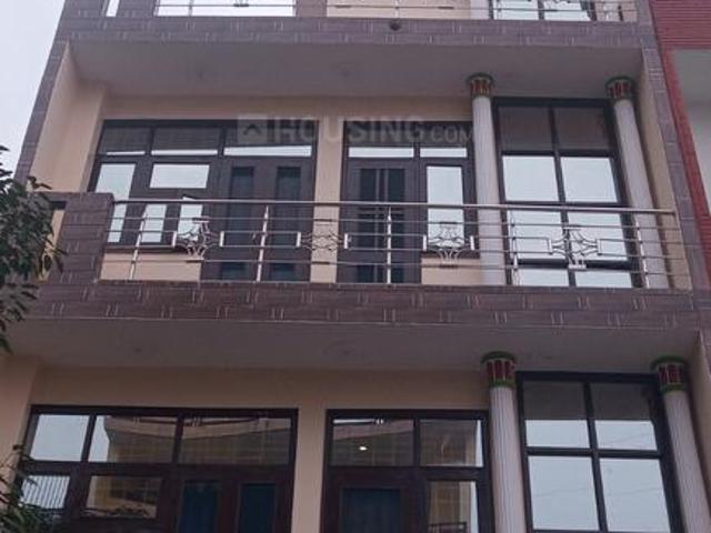 3 BHK Independent Builder Floor in Delta II for rent Greater Noida. The reference number is 20493297
