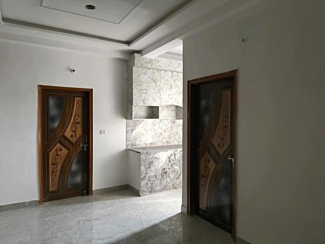 2 BHK Independent Builder Floor in DLF Ankur Vihar for resale Ghaziabad. The reference number is 20902551