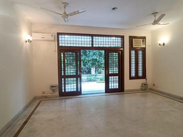 3 BHK Independent Builder Floor in DLF Phase 1 for rent Gurgaon. The reference number is 20454997