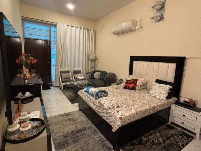 3 BHK Independent Builder Floor in DLF Phase 1 for rent Gurgaon. The reference number is 20172465