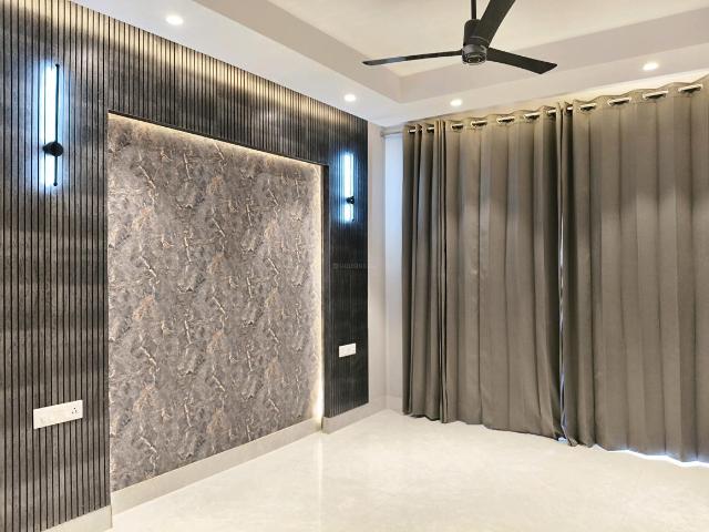 3 BHK Independent Builder Floor in DLF Phase 2 for rent Gurgaon. The reference number is 19491375