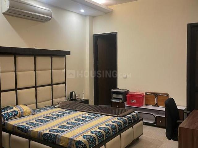 3 BHK Independent Builder Floor in DLF Phase 2 for rent Gurgaon. The reference number is 20642942