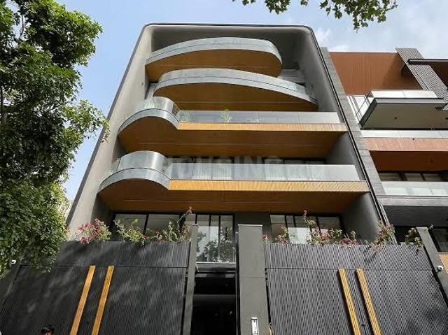 3 BHK Independent Builder Floor in DLF Phase 2 for rent Gurgaon. The reference number is 20792473