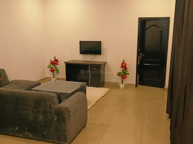 3 BHK Independent Builder Floor in DLF Phase 2 for rent Gurgaon. The reference number is 20865991