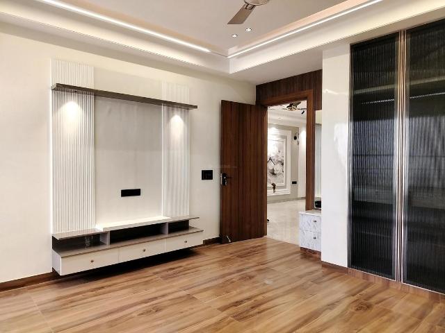 3 BHK Independent Builder Floor in DLF Phase 2 for rent Gurgaon. The reference number is 20183738