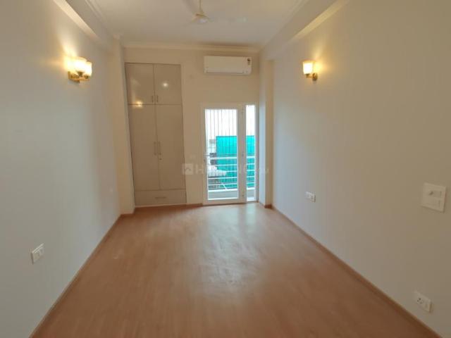 3 BHK Independent Builder Floor in DLF Phase 2 for rent Gurgaon. The reference number is 20346069
