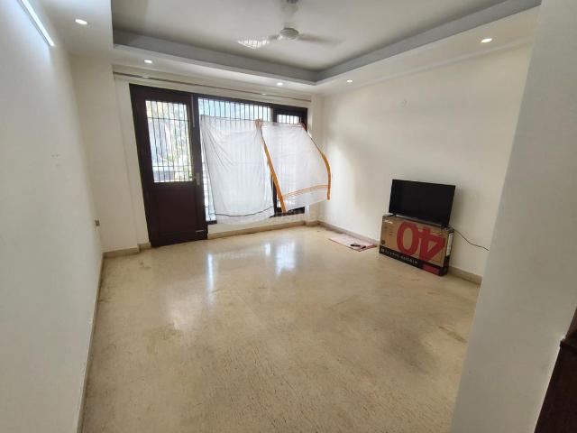 3 BHK Independent Builder Floor in DLF Phase 3 for rent Gurgaon. The reference number is 19995539
