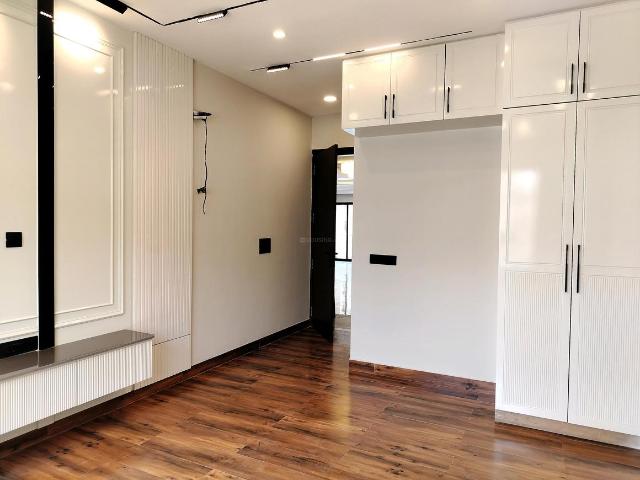 3 BHK Independent Builder Floor in DLF Phase 3 for rent Gurgaon. The reference number is 19103729