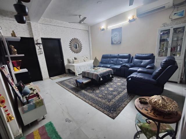 3 BHK Independent Builder Floor in DLF Phase 3 for rent Gurgaon. The reference number is 20756179