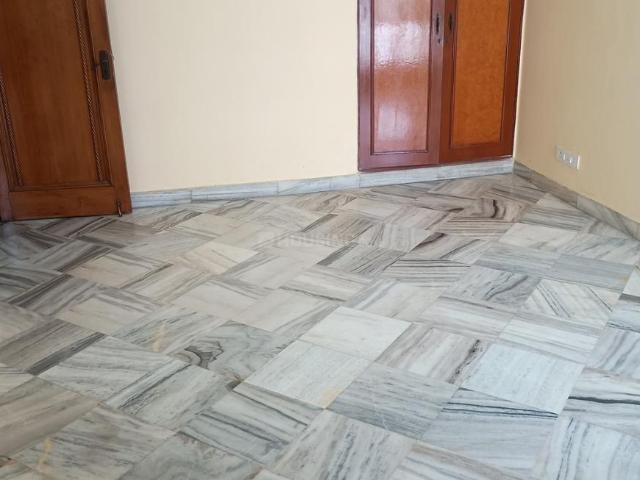 3 BHK Independent Builder Floor in East Of Kailash for rent New Delhi. The reference number is 20882122