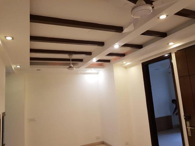 3 BHK Independent Builder Floor in East Of Kailash for rent New Delhi. The reference number is 9196849