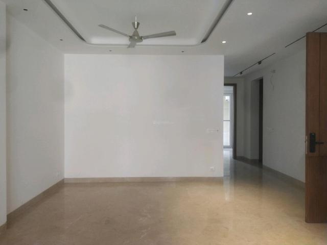 3 BHK Independent Builder Floor in East Of Kailash for resale New Delhi. The reference number is 20497985