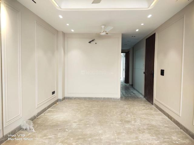 3 BHK Independent Builder Floor in East Of Kailash for resale New Delhi. The reference number is 20555300