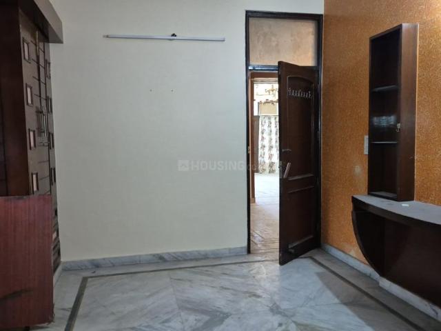 3 BHK Independent Builder Floor in GTB Nagar for rent New Delhi. The reference number is 18642237