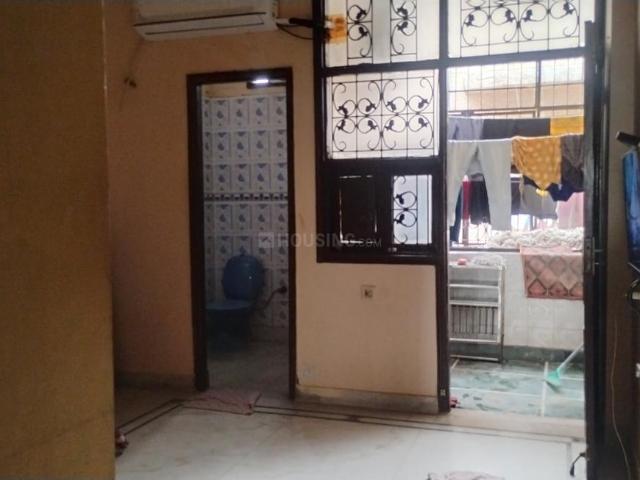 3 BHK Independent Builder Floor in GTB Nagar for resale New Delhi. The reference number is 20553082