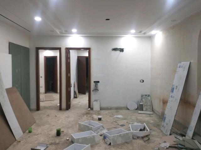 3 BHK Independent Builder Floor in GTB Nagar for resale North Delhi. The reference number is 13216157